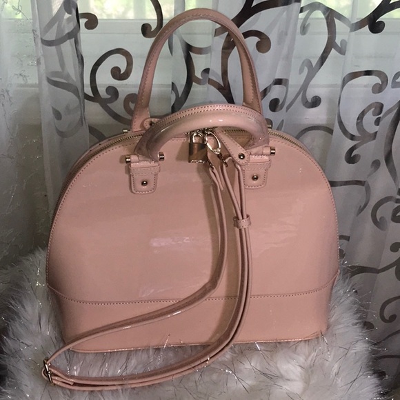 JustFab Handbags - Blush Patton Purse👜